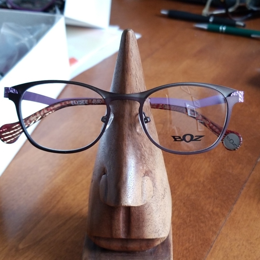Eyeglasses